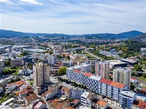 Apartamento T1, Novo, junto ao Centro de Braga
