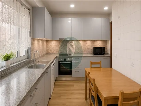 Apartamento T3 em Oliveira do Douro, V. N. Gaia