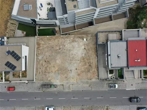 Lote de Terreno