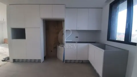 Moradia T3+1 Casal Novo - Caneças