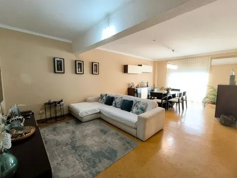 3 bedroom apartment with 2 bathrooms, balcony and sunroom, Ermidas-Sado
