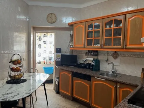 Oportunidade! T2 Junto à Zona Ribeirinha de Alhandra