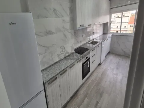 T3 na Amadora, Venteira a estrear  com arrecadação.