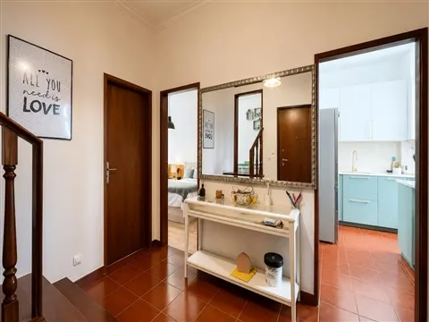 Arrendamento T2  junto  ao metro Amadora Este