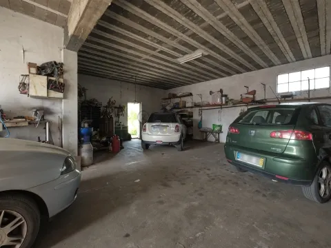 Moradia T3 com garagem e Quintal, São Cristóvão, Montemor-o-Novo