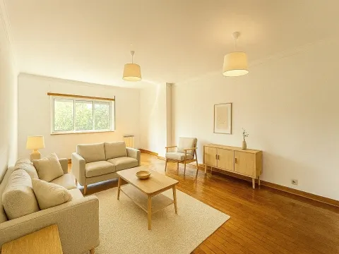 &#20248;&#31168;&#30340; 3 &#23621;&#23460;&#20844;&#23507;&#65292;&#38754;&#31215; 162 &#24179;&#26041;&#31859;&#65292;&#20301;&#20110;&#36125;&#25289;&#26031;&#30340; Rua Paz e Amizade