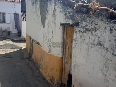 House in Ruin with 6 rooms – A-das-Neves, Santa Bárbara de Padrões ,Castro Verde