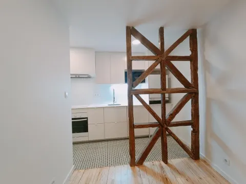 T1 junto à Avenida da Liberdade