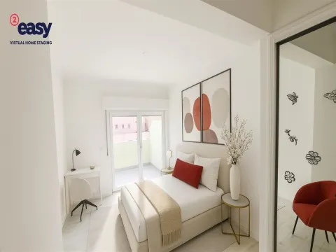 Apartamento T4 Duplex - Avenida de Fitares