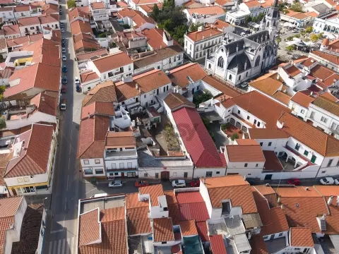 Casa Senhorial  com Miradouro, Terraço, Logradouro e Jardim, 958m2 