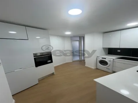 Oportunidade! T2 Amadora Oferta da Escritura