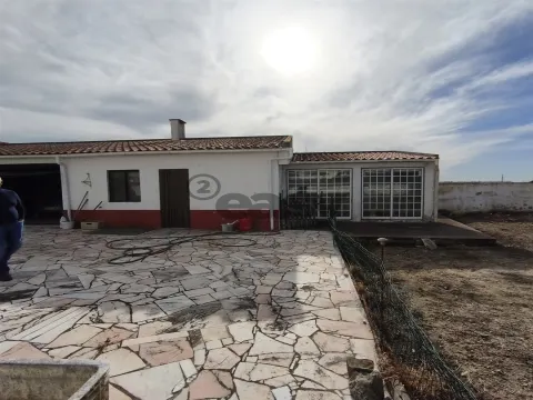 Moradia Terrea isolada T4