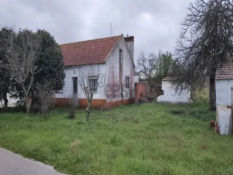 Moradia T3,  para Venda, em Taipadas - Canha