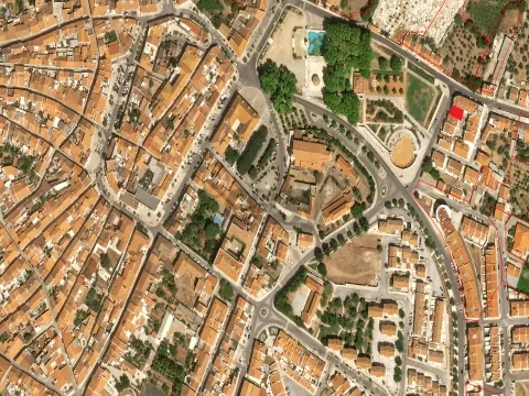 Apartamento T2 Rés do Chão em Borba – Excelente Estado, Potencial T3 e Localização Premium