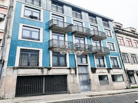 Apartamento T1 para Arrendamento | Rua da Alegria, Porto