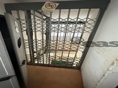 Grande Espaço Comercial em Portel