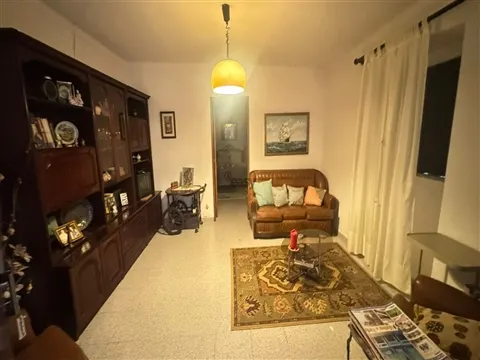 Moradia Rústica com grande potencial no Coração de Messejana