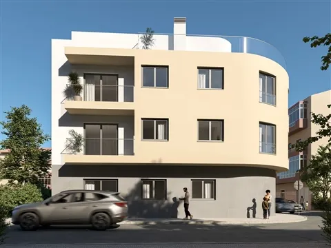 Terreno Urbano com Projeto Aprovado para 8 Frações