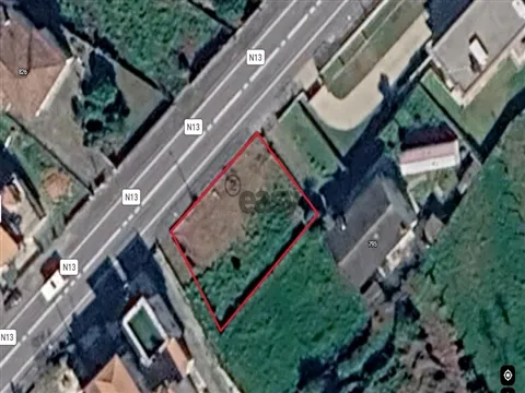 Terreno Plano de 500m2 com Vista Rio em Lanhelas | Caminha