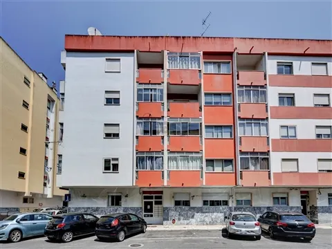 Apartamento T2 no Cacém