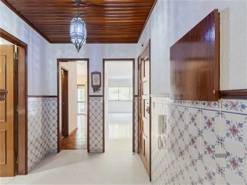 Apartamento T3 em 1º andar