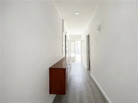 Luminoso T2 em Queluz – Excelente localização e proximidade de todos os serviços