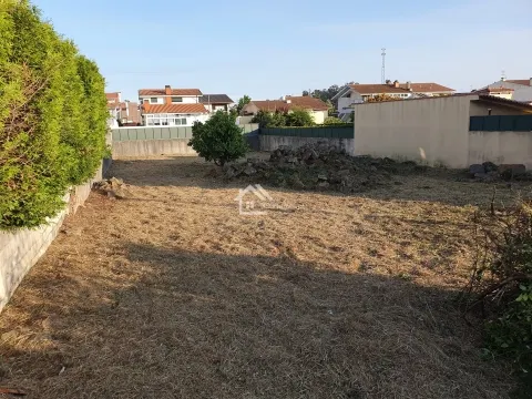 Terreno para Construção na Maia