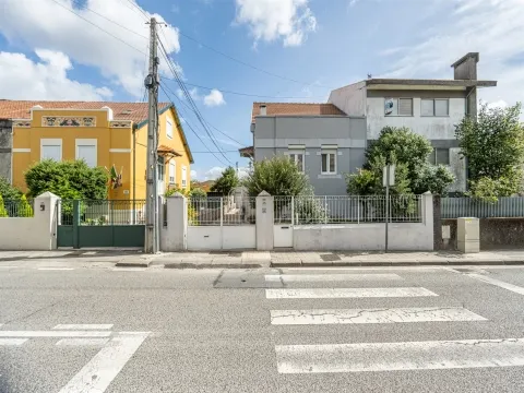 Moradia Geminada T4 em São Cosme, Gondomar