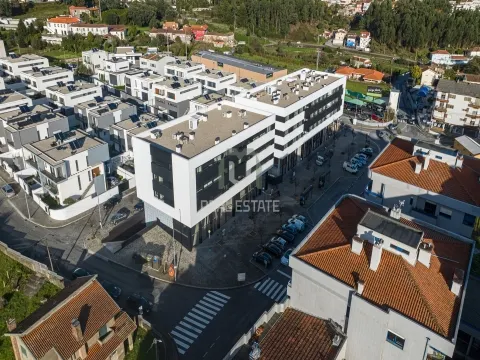 Loja Comercial em S. Pedro da Cova, Gondomar