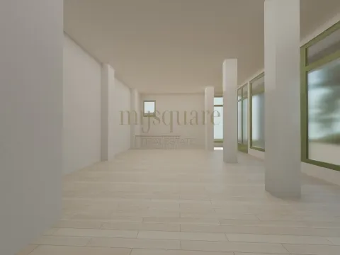 Loja Comercial para Arrendamento em São Roque (junto a São João da Madeira)