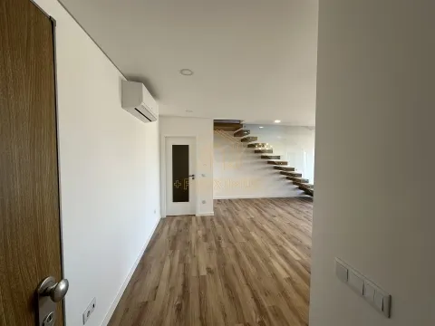 Apartamento T2+2 c/ garagem dupla - Figueira da Foz