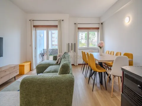 Apartamento T3 | Remodelado | Garagem Box