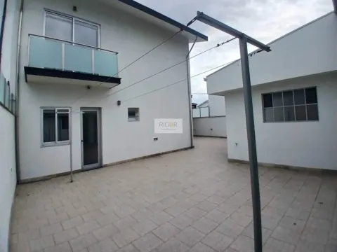 Semi-detached house T4