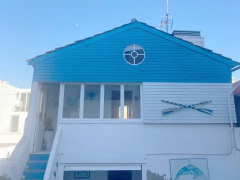 Casa T6 na Praia da Costa Nova, a 500 metros da praia