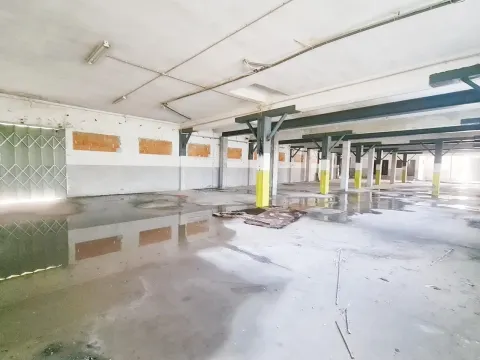 Armazém/Pavilhão industrial em Aveiro, Aradas, perto do acesso à Nº235