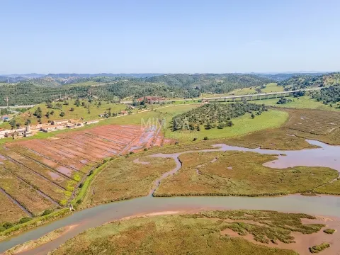 Terreno urbano con progetto in vendita a Portimão – Algarve