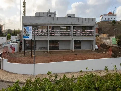 Apartamento de 1+1 Dormitorios con Vistas al Mar en Carrapateira