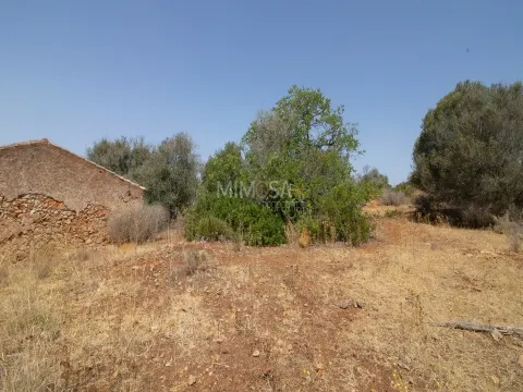 2ha plot with ruins near Praia da Luz, Lagos