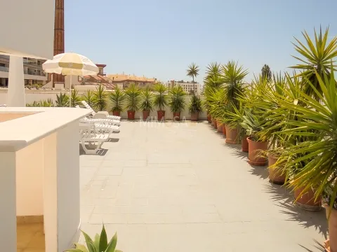 Hôtel de charme prêt à accueillir des clients, marine de Lagos