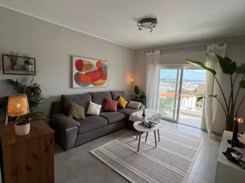 Apartamento T2 com Vistas Mar e próximo do centro de Lagos