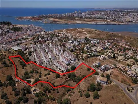 Plots for construction of 3 semi-detached houses in Ferragudo