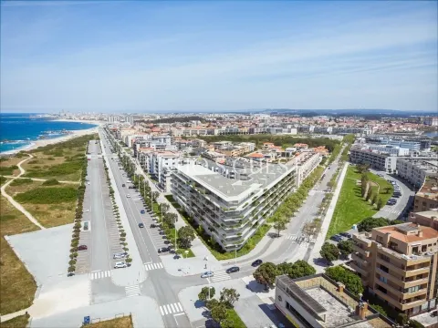 3-bedroom flat with sea view and private garden – Vila do Conde