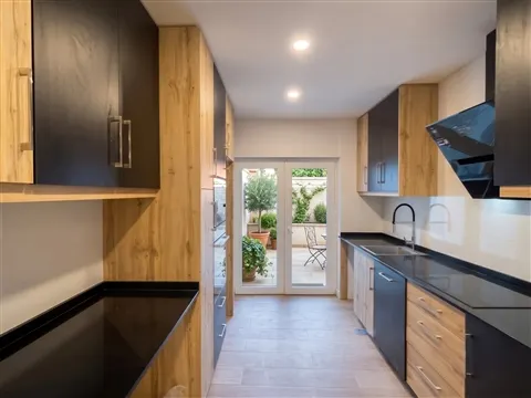 House T2