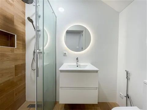 House T2