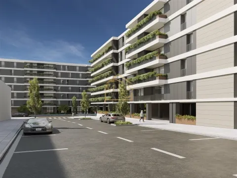 Apartamento T2 Novo, Ultimo Piso, Varanda, Garagem, Porto