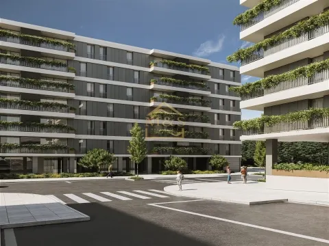 Apartamento T2 Novo, Ultimo Piso, Varanda, Garagem, Porto