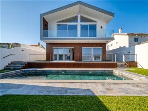 Detached 5 bedroom house - Costa Nova