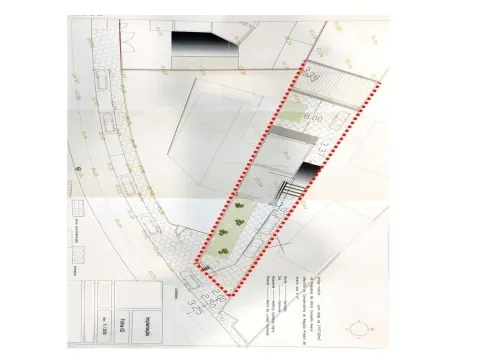 Terrain avec projet architectural approuvé