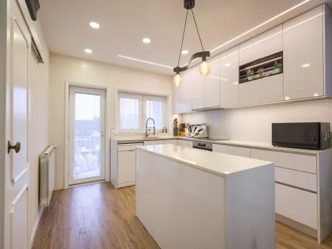 Freistehendes Haus mit 3+2 Schlafzimmern in São Bernardo, Aveiro