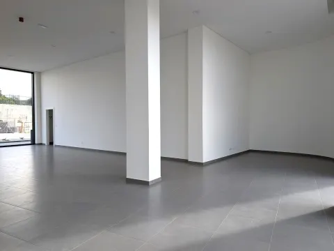 Arrendamento de Loja - Esgueira